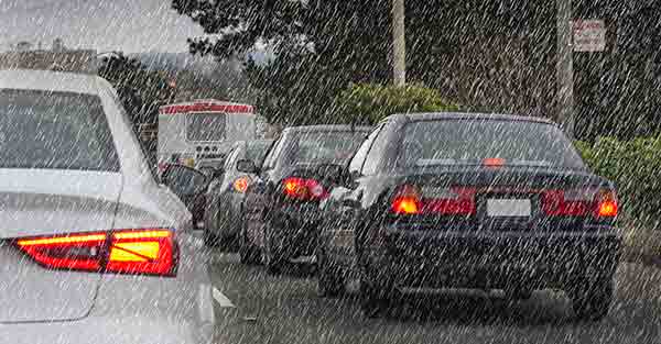 Recomendaciones de CNAE para conducir con niebla o lluvias intensas
