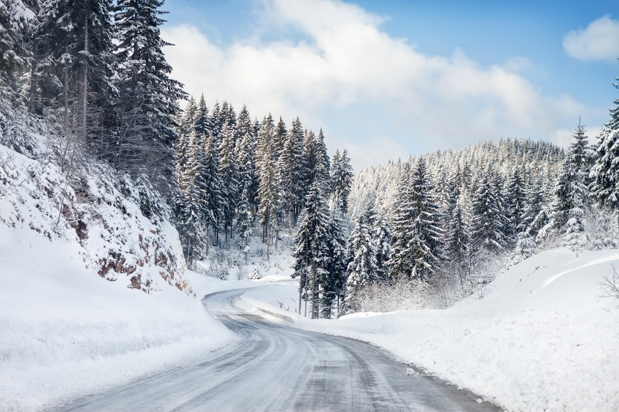 Decálogo de CNAE para conducir con nieve y hielo